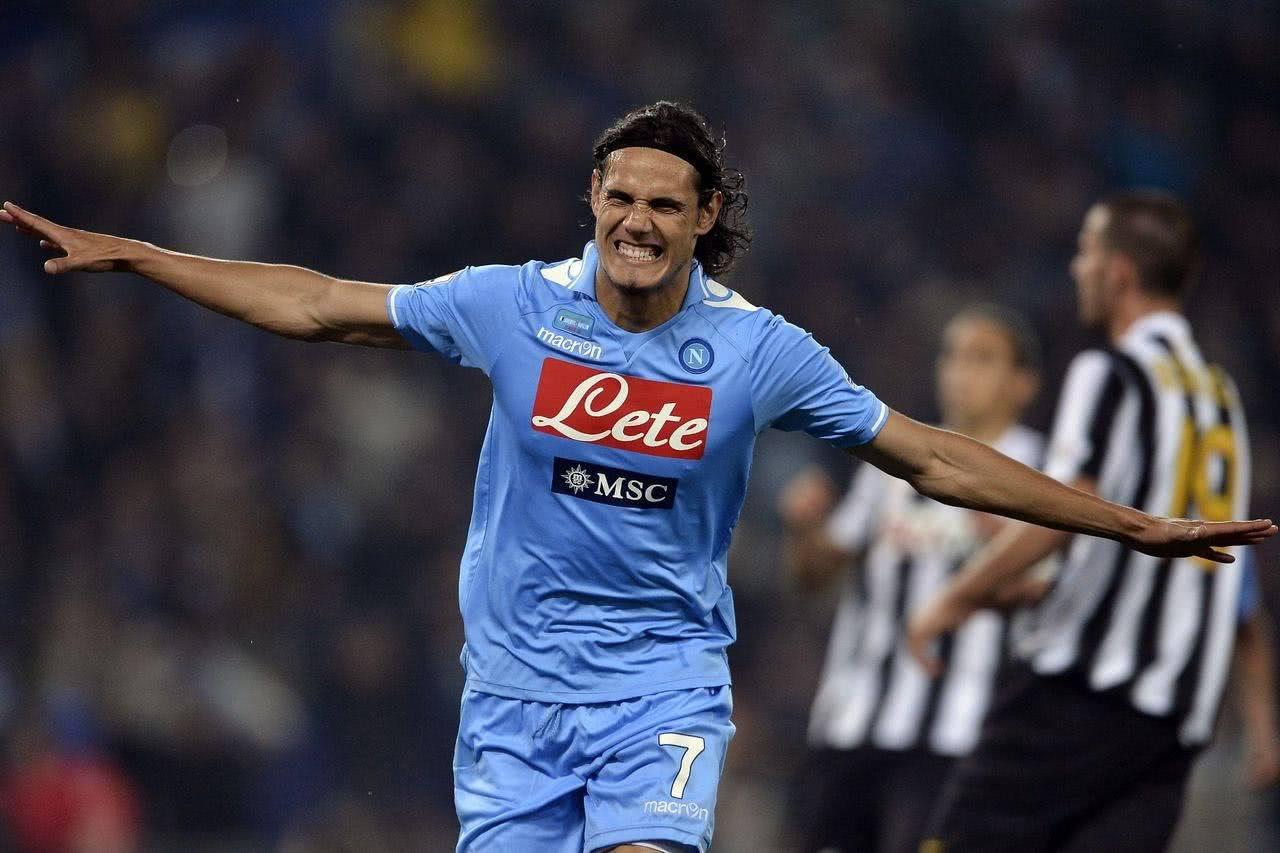 那不勒斯训练开放日，冲刺阶段造点机会引观众欢呼，法甲在即，赛程密集仍需轮换的简单介绍