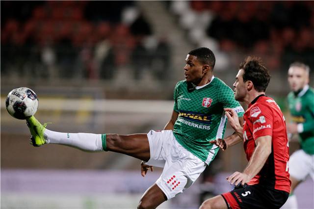 风云突变!纽卡斯尔加时末段状态回暖;荷甲版图或重绘;引发热议;球探报告显示潜力(澳大利亚纽卡斯尔港形成的原因) 风云突变!纽卡斯尔加时末段状态回暖;荷甲版图或重绘;引发热议;球探报告显示潜力(澳大利亚纽卡斯尔港形成的原因)