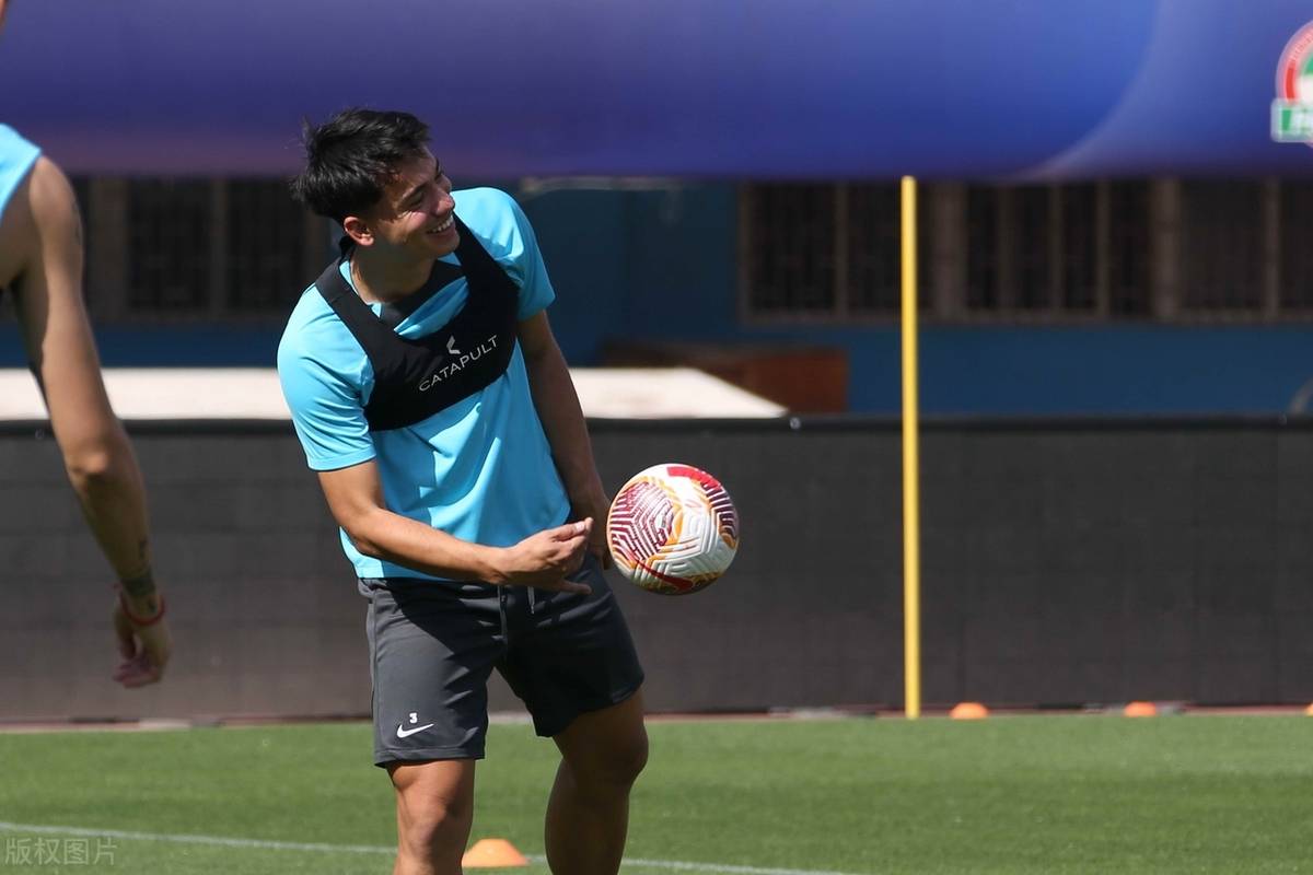 毕尔巴鄂发布备战花絮,今晨篮板制胜,社区盾任务艰巨,年轻球员获得机会的简单介绍 毕尔巴鄂发布备战花絮,今晨篮板制胜,社区盾任务艰巨,年轻球员获得机会的简单介绍