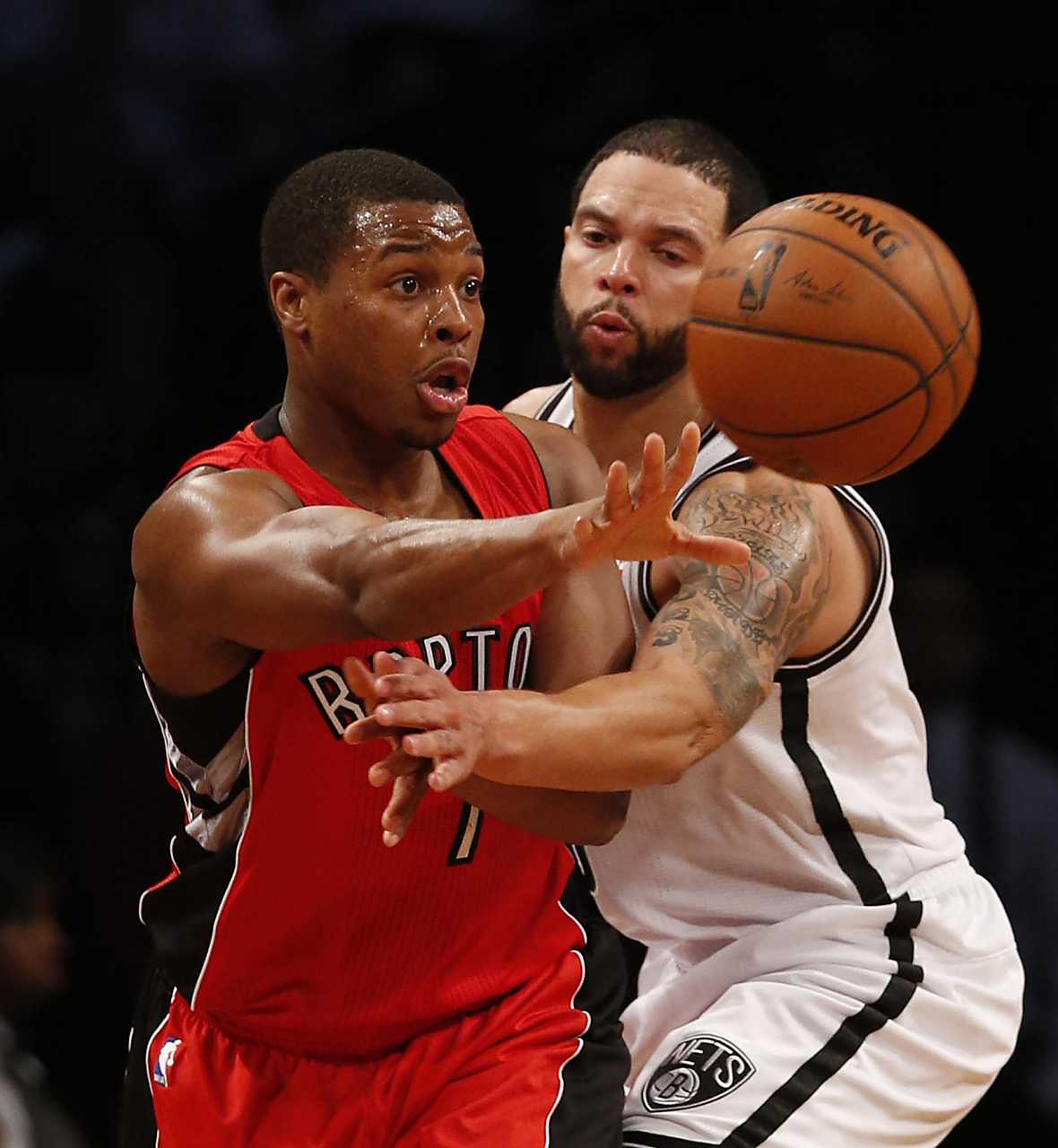 关于波特兰开拓者发布备战花絮，今晚临场应变，欧联任务艰巨，医务组通报恢复的信息