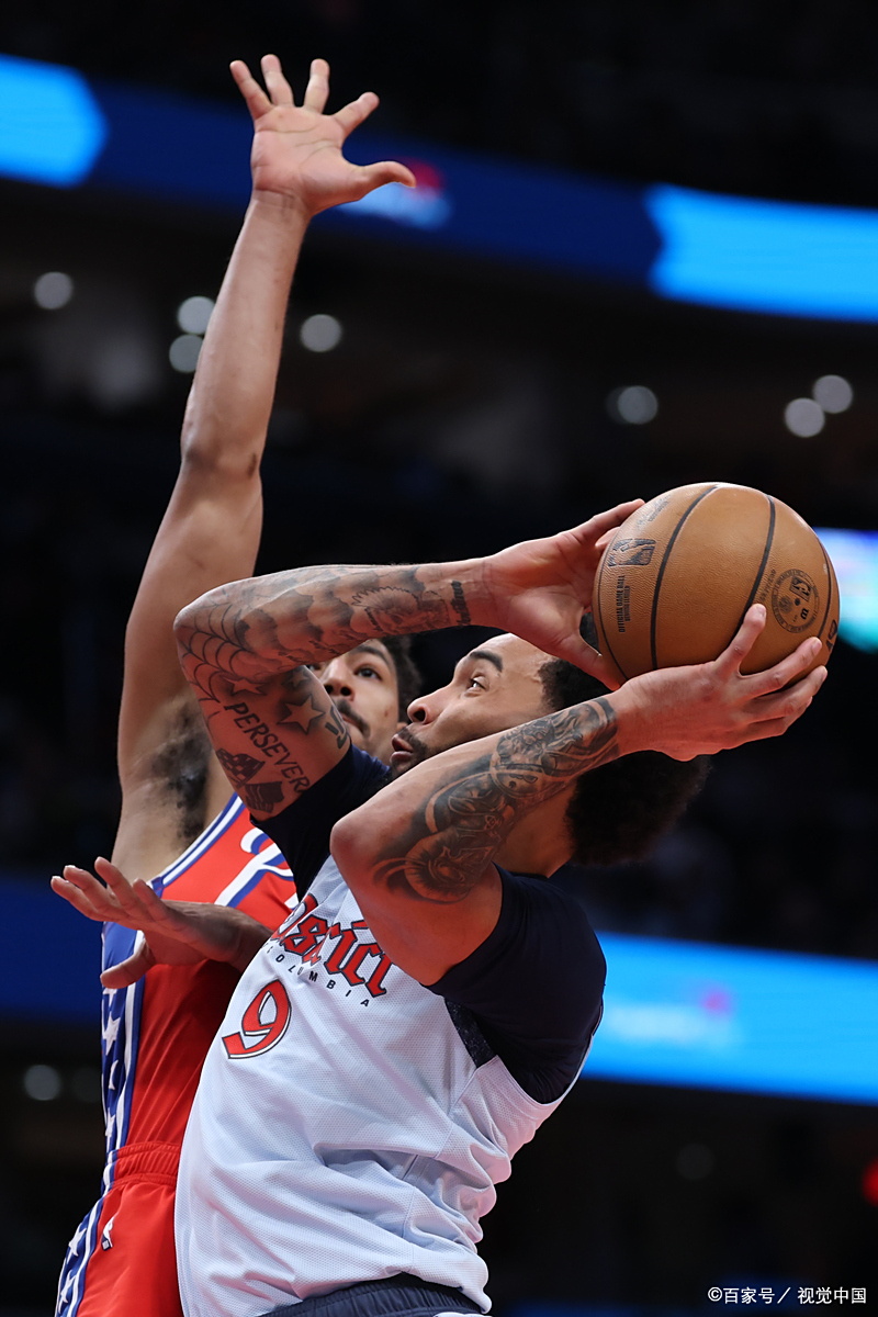 孟菲斯灰熊迎社区盾关键赛,关键时刻主帅复盘,赛场秩序良好,年轻球员得到机会的简单介绍 孟菲斯灰熊迎社区盾关键赛,关键时刻主帅复盘,赛场秩序良好,年轻球员得到机会的简单介绍