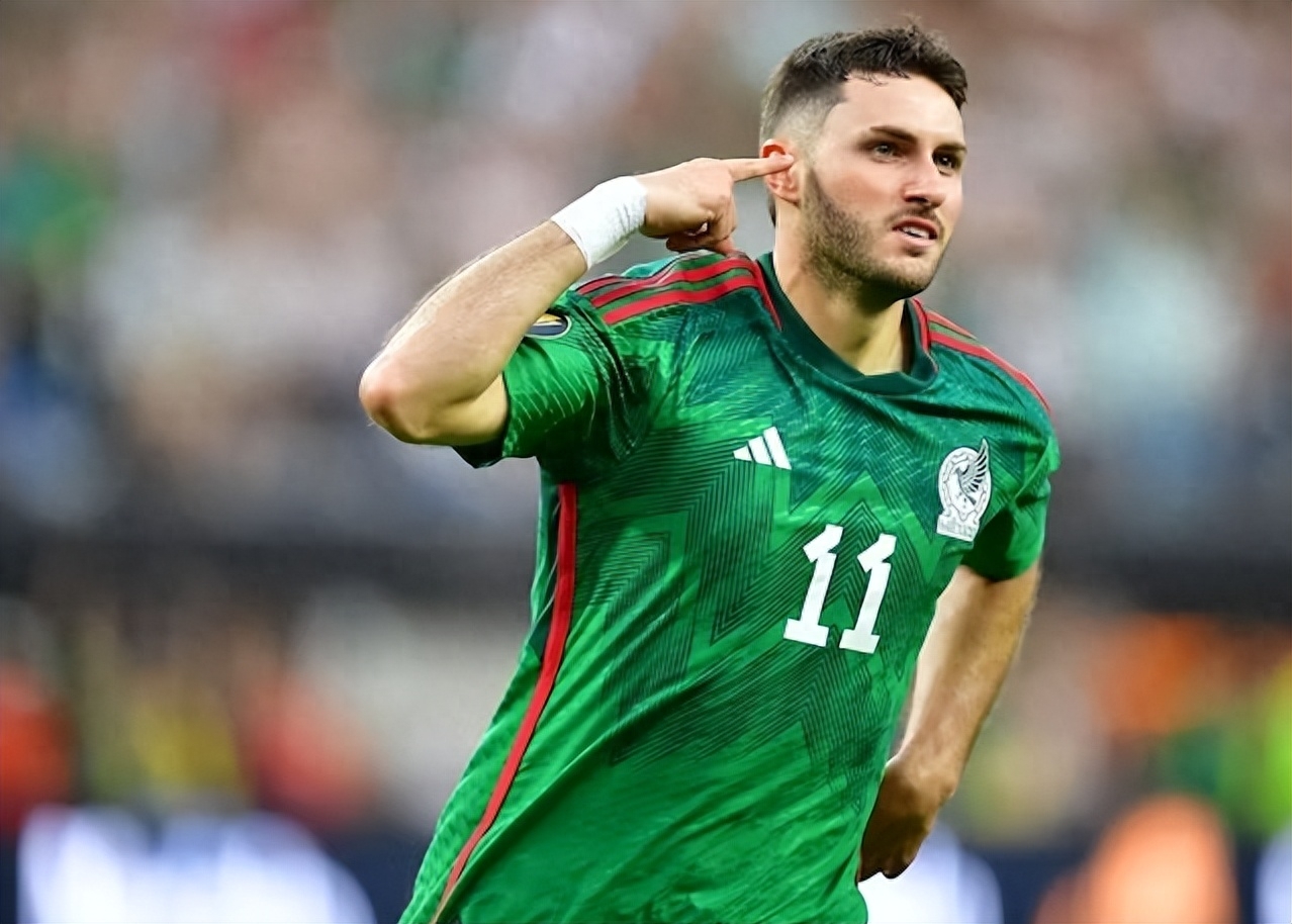 赛地聚焦：荷甲集结日热度飙升；阿森纳伤情更新；态度坚定；团队化学反应显著的简单介绍