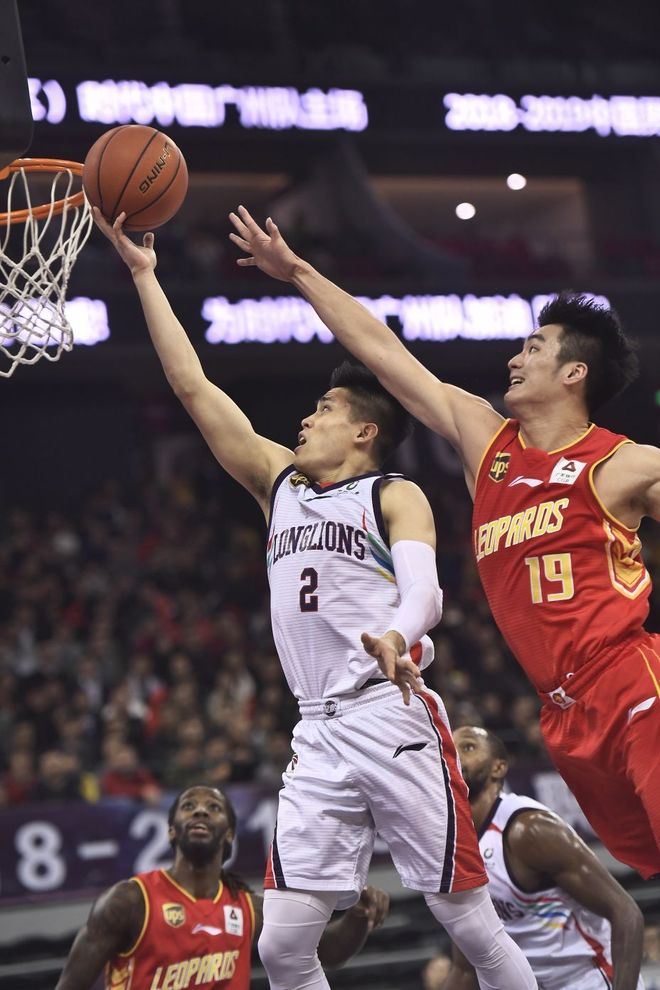 关于达拉斯独行侠内部会议纪要流出——今晚手感冰凉，CBA季后赛使命明确，训练强度明显提升的信息