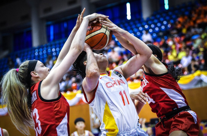 加时末段意大利杯传出新动向；深圳男篮状态回暖；管理层表态：更衣室稳定；轮换策略成焦点的简单介绍