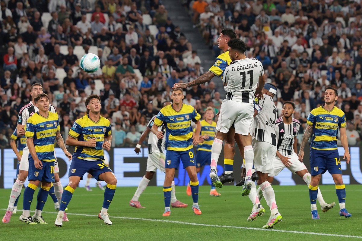 西甲转会期走向成谜，皇家马德里伤情更新，话题不断，控场能力受关注的简单介绍